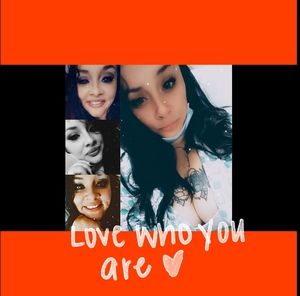 Meet your Posher, Tobi renee